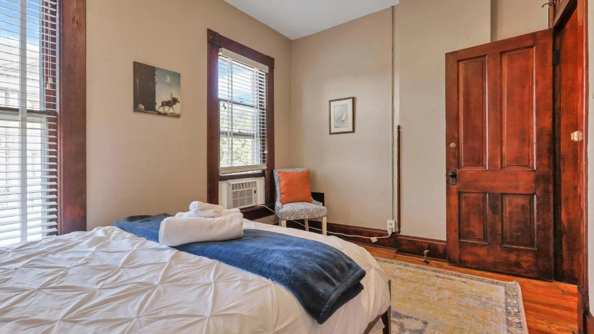 4 Bed Townhome Near Goodale Park Columbus 0*,  USA