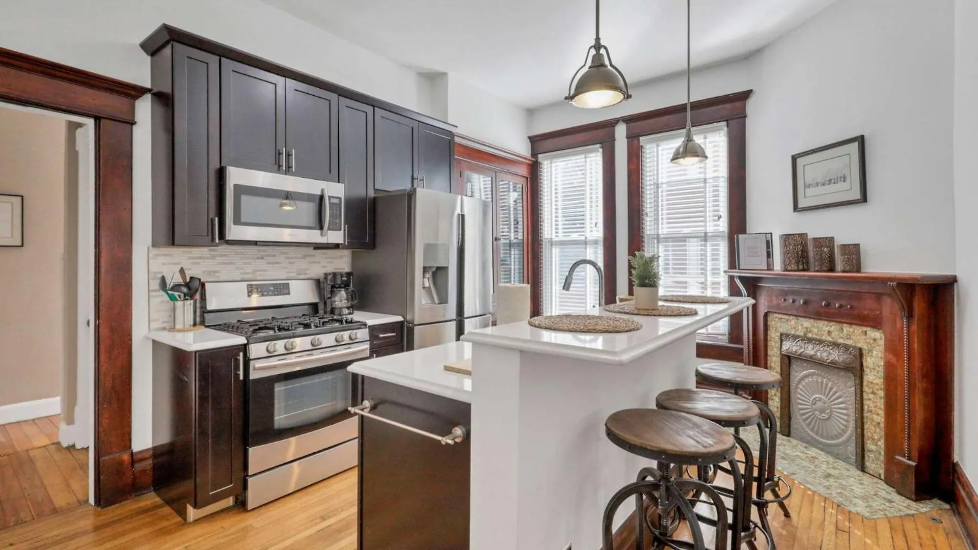 4 Bed Townhome Near Goodale Park Columbus 0*,
